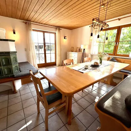 Charmantes Apartamento Oberteuringen